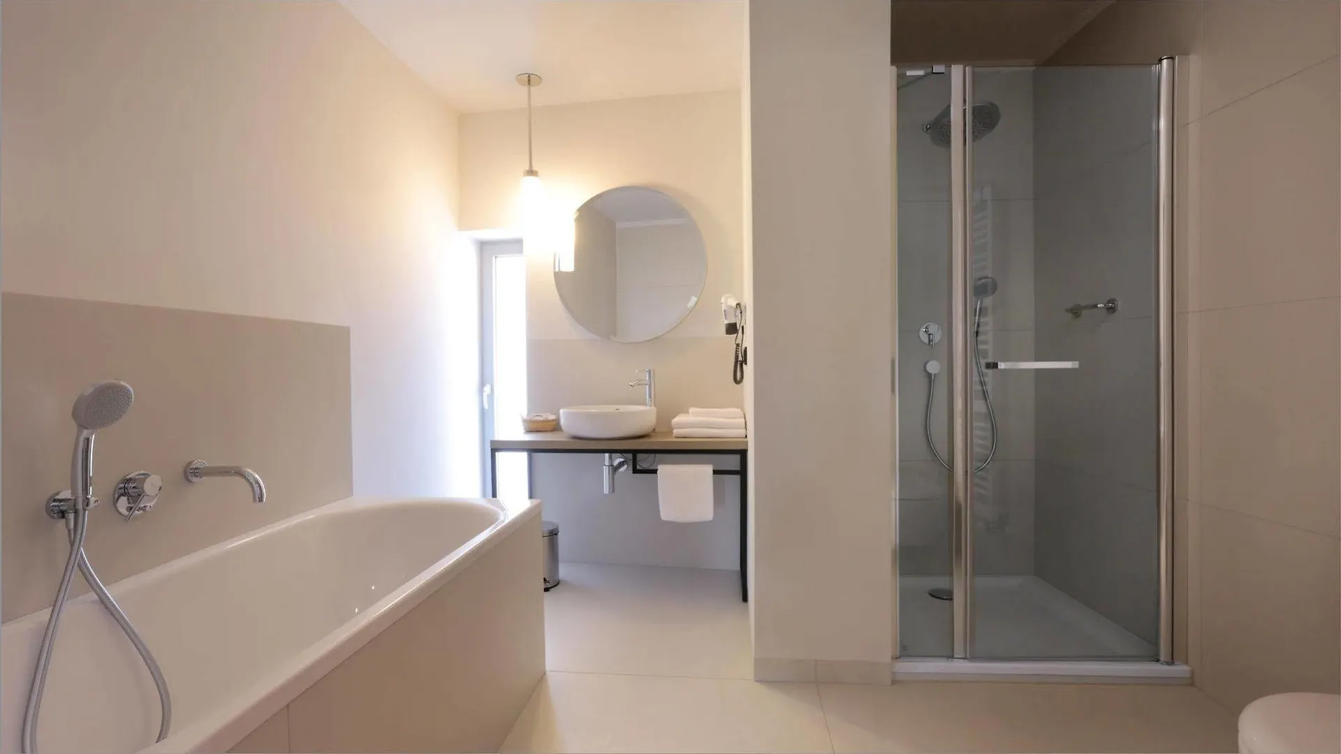 *** Resort Hotel Fairplayce Poznan Polonya