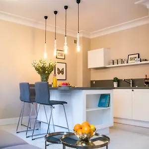  Apartment Rycerska - Stone Steps Poland