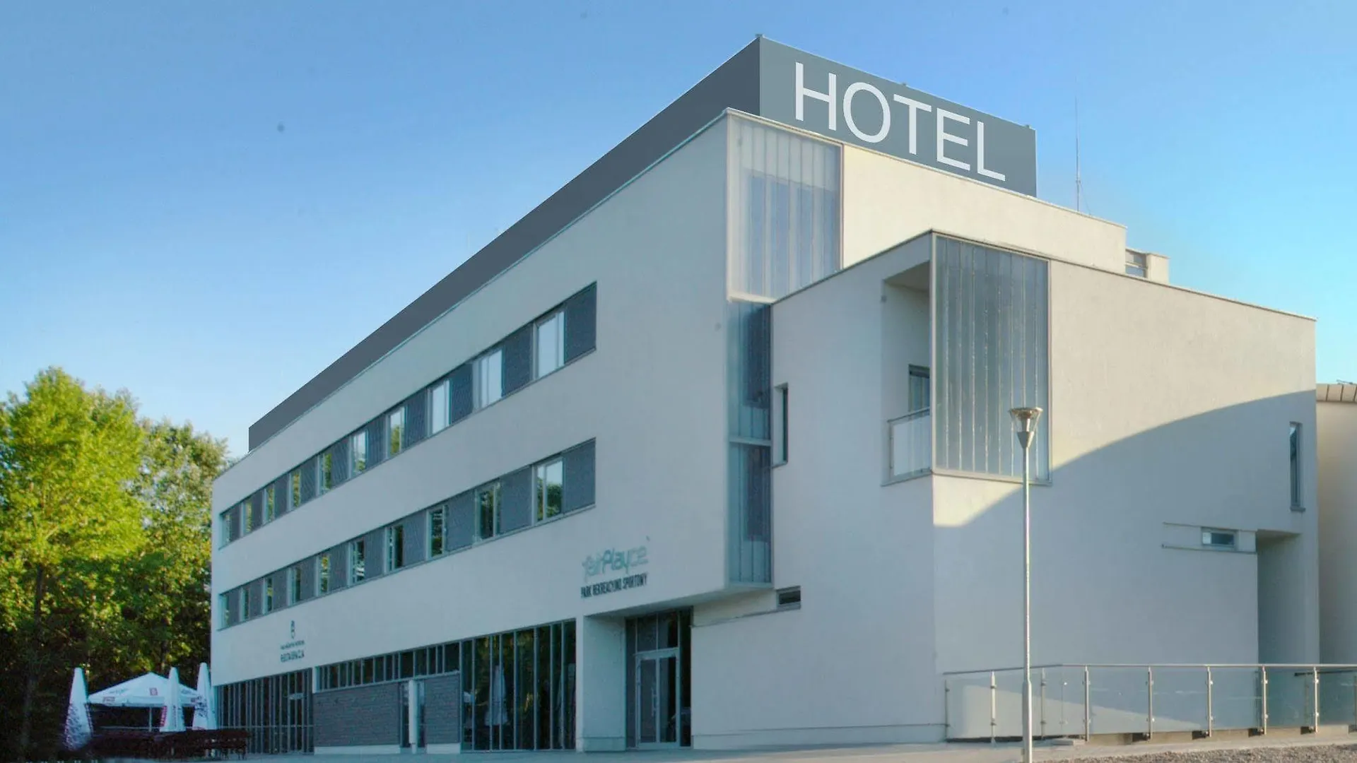 Resort Hotel Fairplayce Poznan